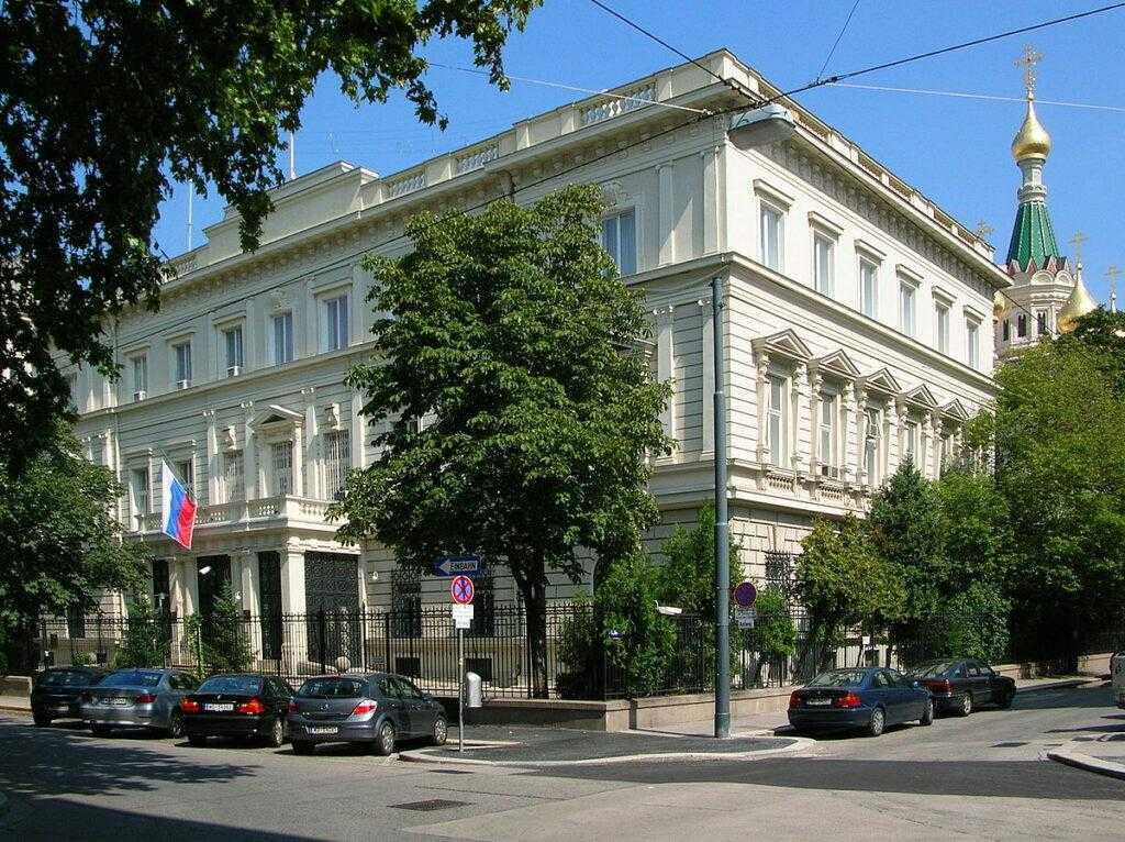 Гражданство РФ через консульство